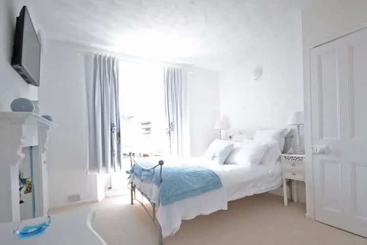 2 Albatross Cottage photo 2