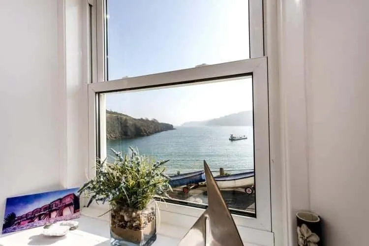 4 Coastguard Cottage photo 3