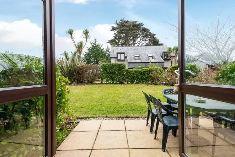 55 Upper Maen Cottage