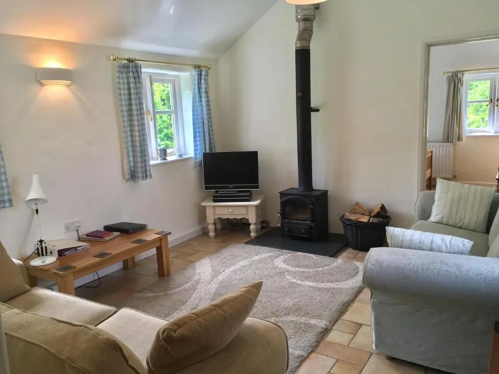 Little Pengelly photo 4