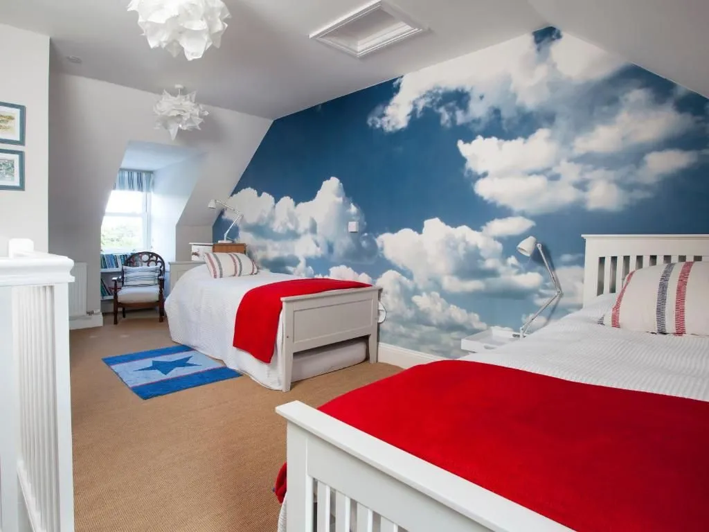 Lowenna Manor 4 photo 5