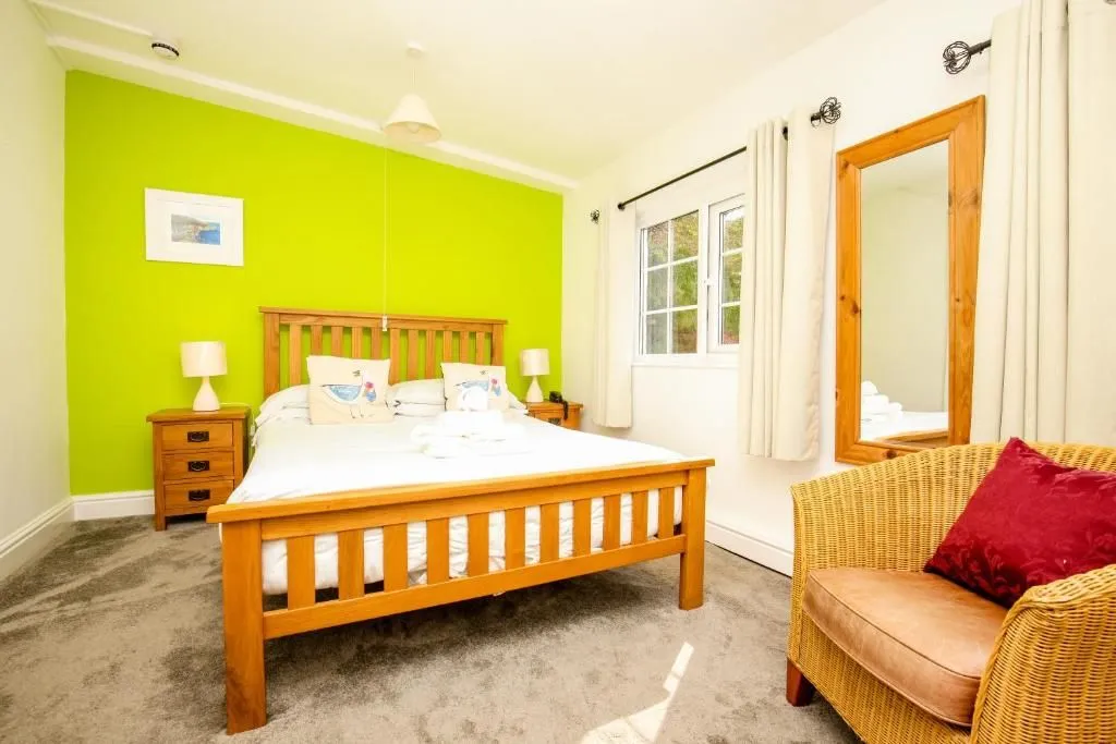 The Driftwood Spars photo 4