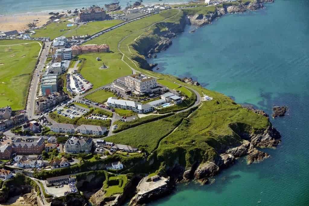 top-10-hotels-in-newquay-with-a-swimming-pool-cornwall-holidays